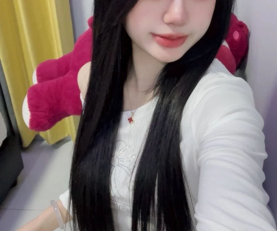 No.38 on Top Cam Girls Hot Right Now — zhuendong000001 — 2026-06-25 18:01 UTC
