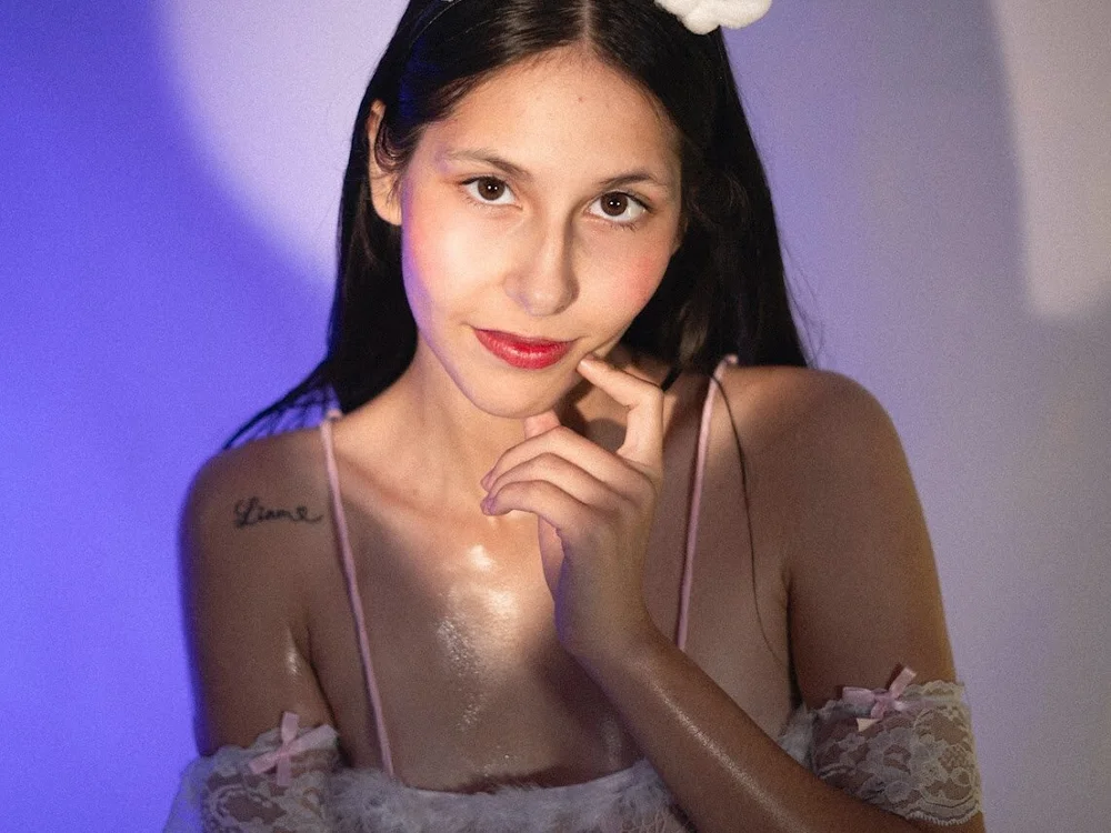Zoy_cute is No.39 on Top Cam Models Online Now (2026-10-24 23:15 UTC)
