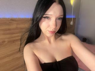 No.76 on Top Cam Girls by Time Slot Today — AmaiRin — 2026-06-23 21:45 UTC