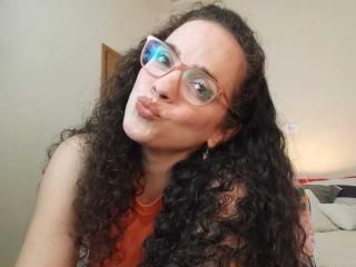 AmyFlores is No.16 on Top 1-on-1 Cams by Average Audience (2026-07-20 23:46 UTC)
