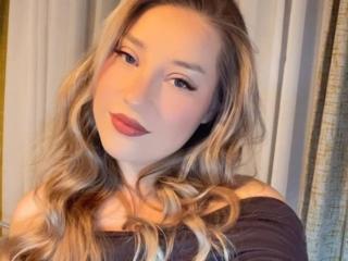 No.42 on Top Cam Girls by Time Slot Today — ChloeKole — 2026-06-23 21:45 UTC