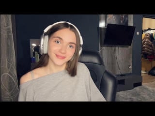 No.63 on Top Cam Girls by Time Slot Today — EmeraldWeinreb — 2026-06-23 21:45 UTC