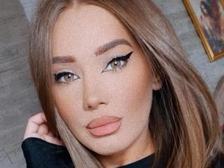 EvieVooss is No.78 on Cam Girls With the Longest Daily Streaks (2026-07-14 01:16 UTC)