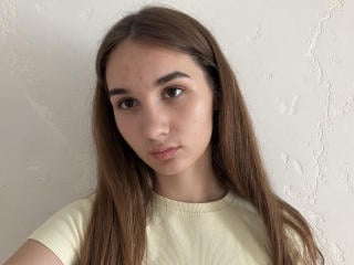 GracieJanuary is No.20 on Longest 1-on-1 Cam Sessions Today (2026-07-26 16:15 UTC)
