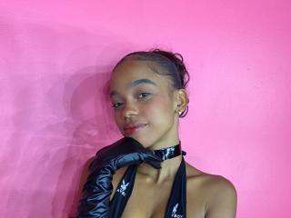No.35 on Cam Models Making a Comeback — JuicyTitss — 2026-06-23 21:45 UTC
