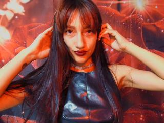 KiriamGomez is No.32 on Longest Live Cam Sessions Today (2026-08-31 23:46 UTC)