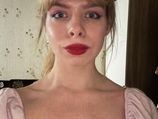 NellieVanduyne is No.64 on Top BBW Cams Online Today (2026-07-22 12:16 UTC)