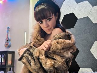 No.67 on Top Cam Girls by Daily Streak — OrianaLaFrancaise — 2026-06-13 10:00 UTC