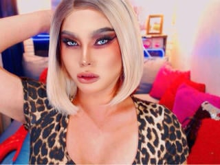 QueenNhicolle-hot is No.79 on Top Cam Girls Making a Comeback Today (2026-06-29 22:46 UTC)