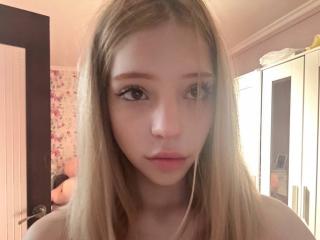 SiobhanSvancara is No.45 on Cam Girls Making a Comeback Today (2026-07-22 14:46 UTC)