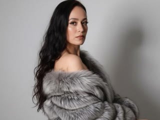 Thalyna is No.65 on Top Cam Girls Making a Comeback Today (2026-07-02 23:45 UTC)