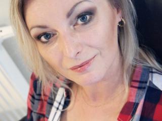 XLovelyVanessa is No.22 on Cam Models Making a Comeback (2026-07-13 14:00 UTC)